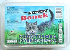 SUPER BENEK Kiiresti kasvav rohi kassidele 150g plastkarbis